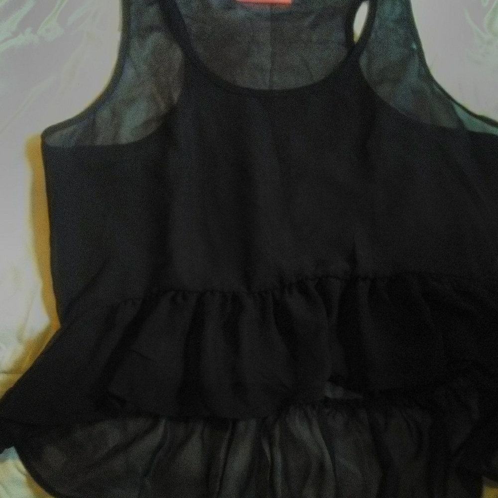 Medium women's mesh flowy tank